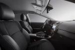 Toyota Avensis SW 2011 года